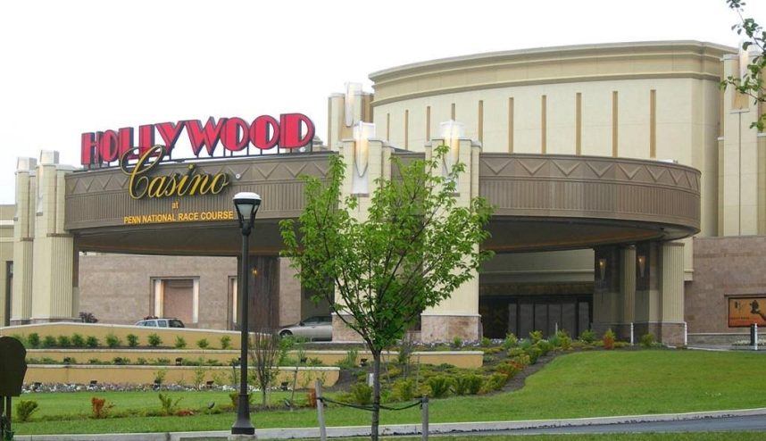 Casino Crime Round Up: Player Damages Elevator, Gets Trapped Inside